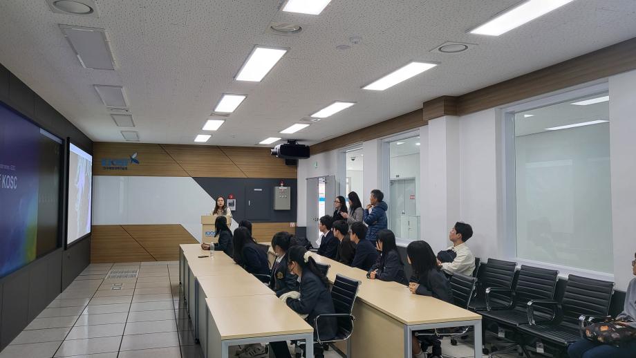Japanese Ritsumeikan High School Students Visit KIOST_image2